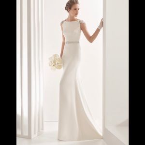 Rosa Clara naira beaded wedding gown